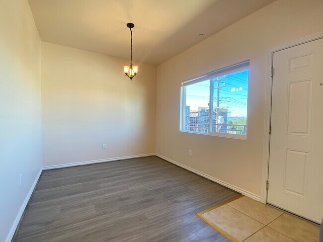 Dining Room - 11835 Vanowen St