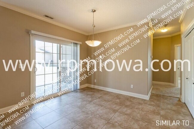 Building Photo - GARAGE INCLUDED!! 2 Bedroom, 2.5 Bathroom ...