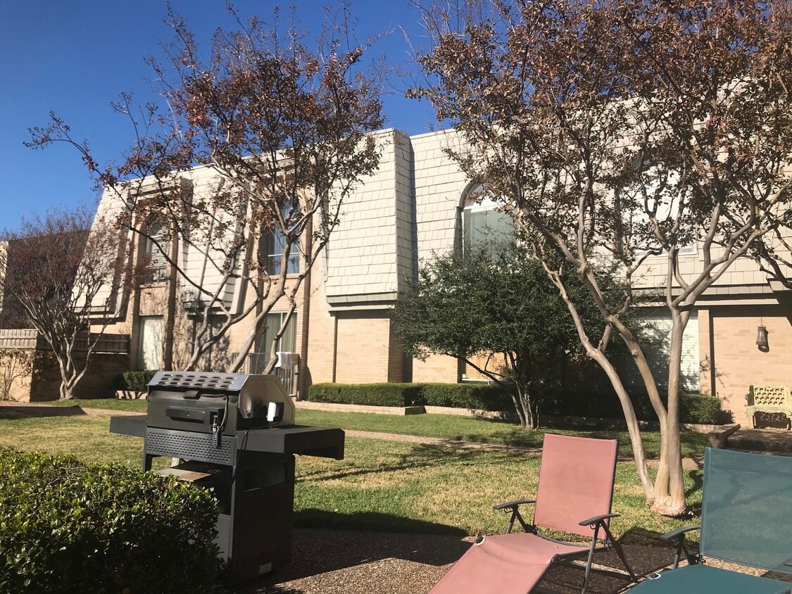 6306 Diamond Head Cir Unit 105, Dallas, TX 75225 Condo for Rent in