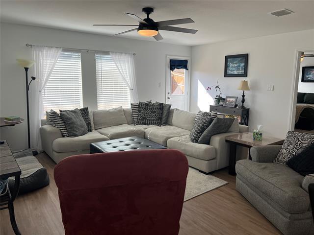 Foto del edificio - 14929 Tejano St