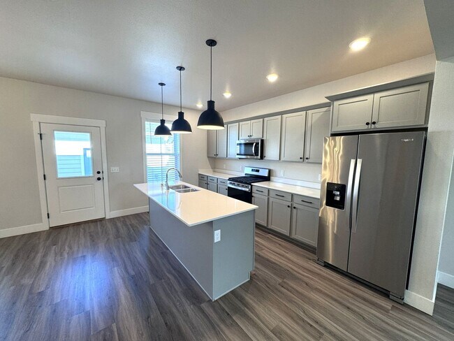 Foto del edificio - 3 Bed / 2.5 Bath Modern Home on Billings West End