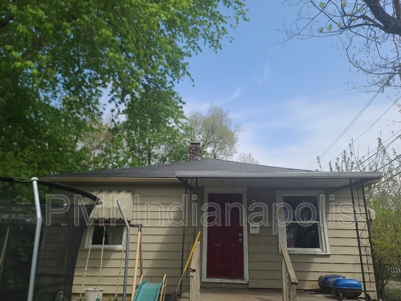 Foto principal - 2107 N Spencer Ave