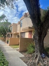 Building Photo - 6149 SW 69th St