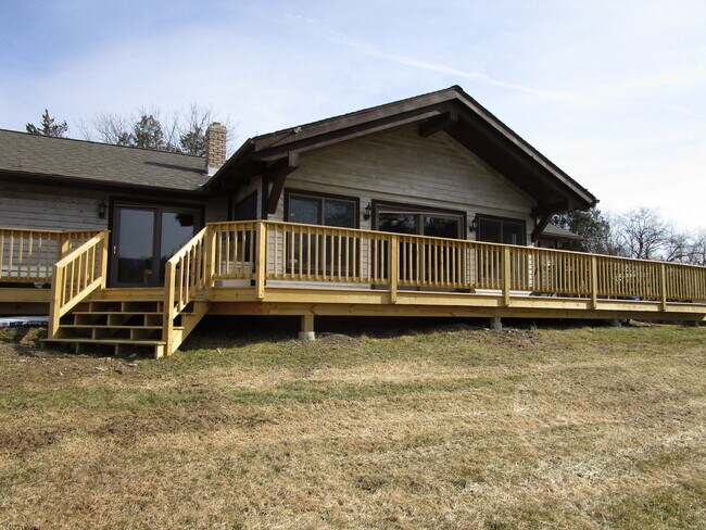 Building Photo - 2072 Old Kings Hwy