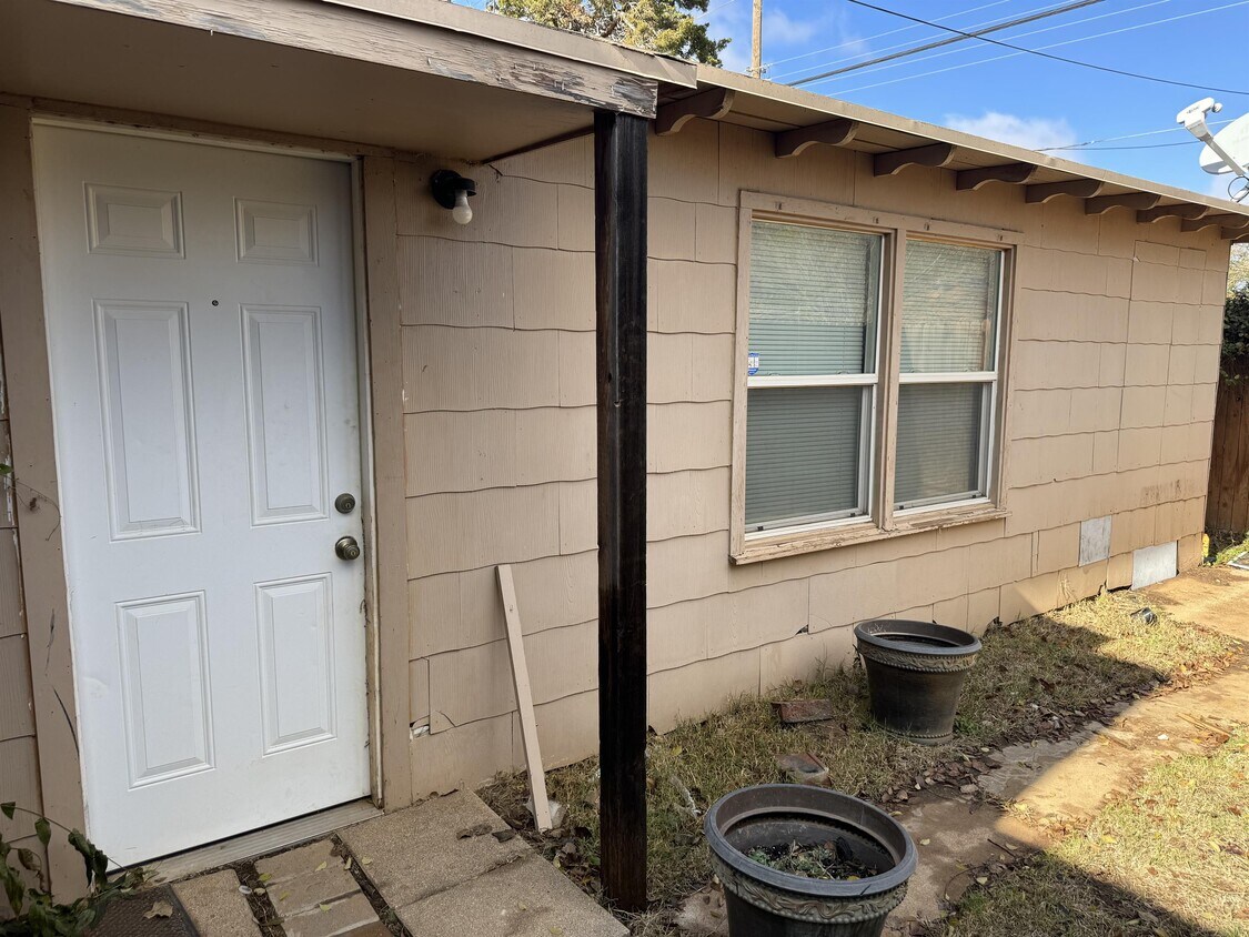Foto principal - 2408 32st St
