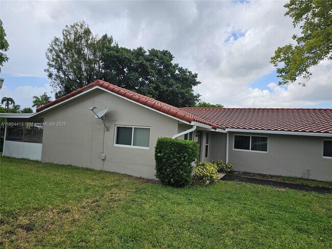Building Photo - 3800 NW 110th Ave