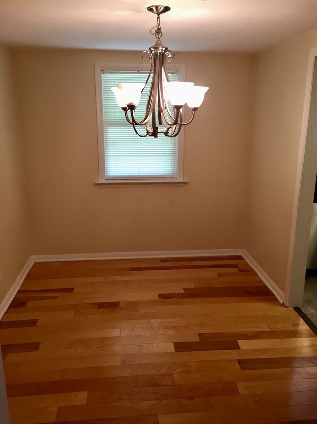 Foto del edificio - 4 Bedroom Home in CV Schools