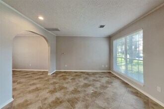 Building Photo - 9322 Wandsworth Dr
