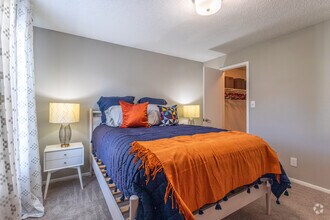 2BD, 2BR - 1224SF Bedroom - Colony Woods