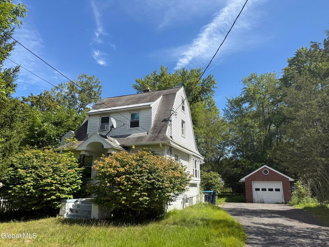 Primary Photo - 42 Cordell Rd