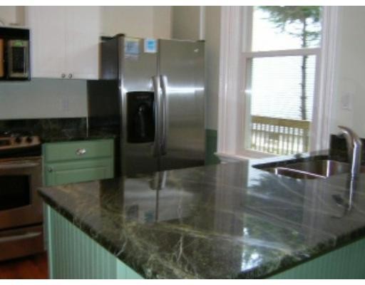 Foto del edificio - 75 Alleghany St