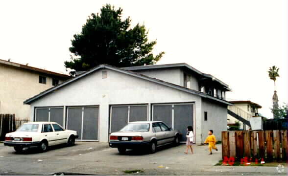 Foto del edificio - 1780 Welch Ave