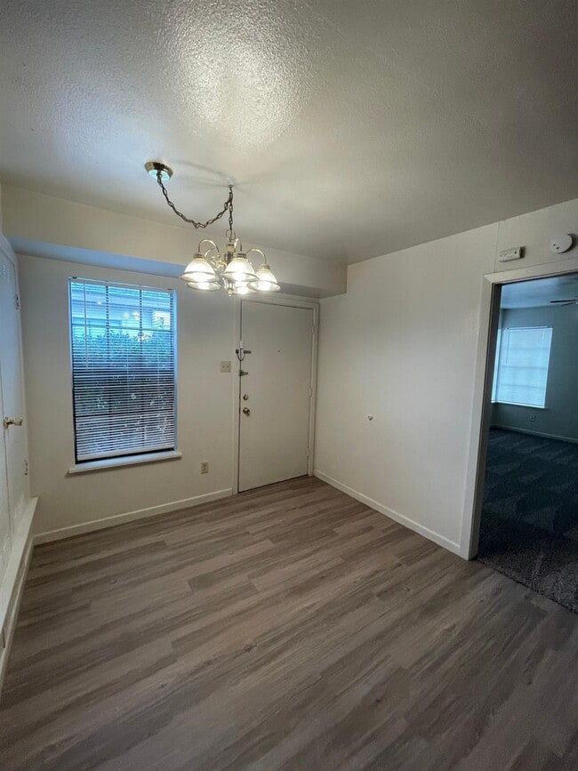 Foto del edificio - 2121 33rd St