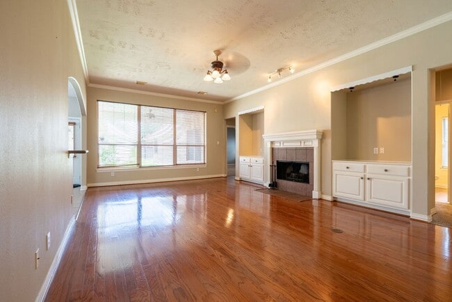 Building Photo - 12502 Boxwood Way Ln
