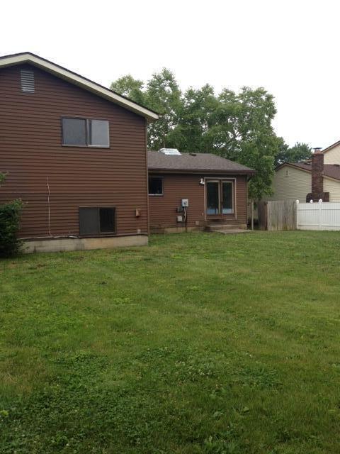 Building Photo - 822 Ronson Ave