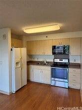 Building Photo - 94-302-302 Paiwa St