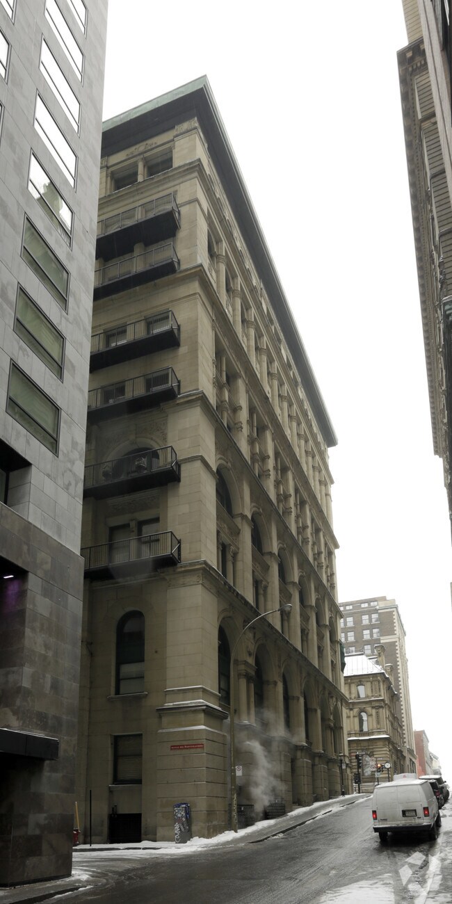 Photo du bâtiment - 275 Rue Saint-Jacques