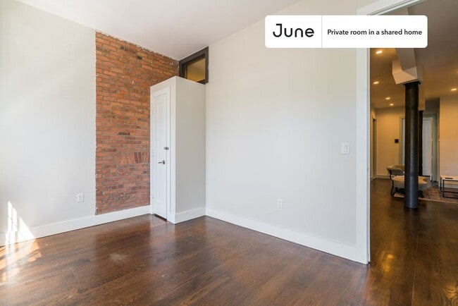 Building Photo - Room in Shared 4 bed/2 bath home in Bedford-Stuyvesant