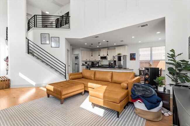 Building Photo - 6912 Cardinal Bloom Loop