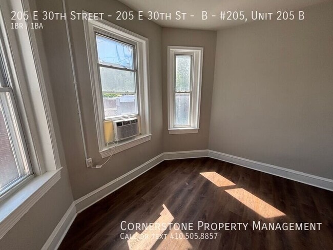 Building Photo - 205 E 30th St