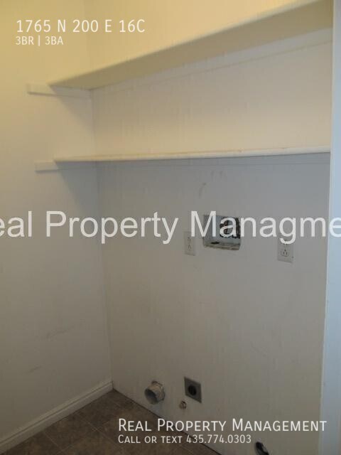 Building Photo - 1765 N 200 E