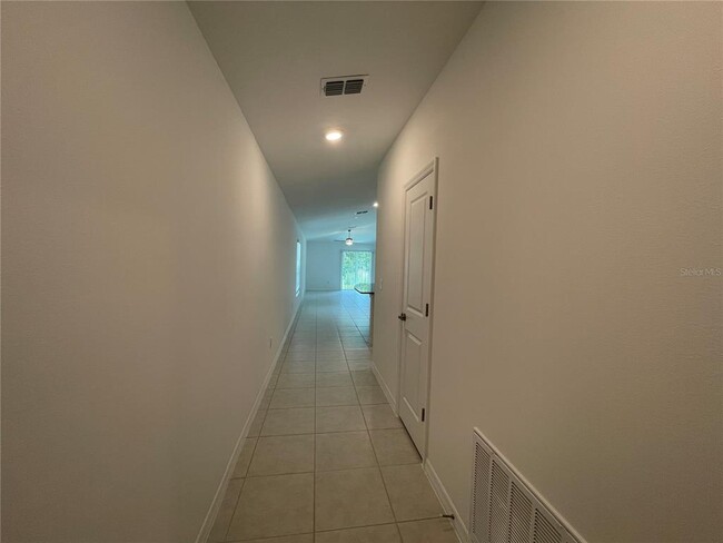 Building Photo - 36544 Smithfield Ln