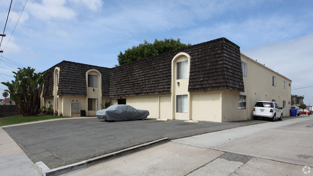 Primary Photo - 636 11th St