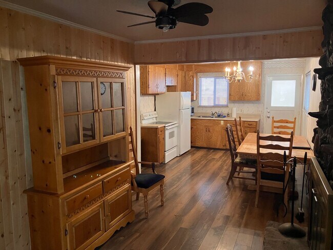 Foto del edificio - Furnished cabin for short term or long ter...