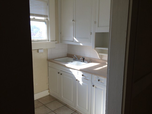 Kitchen - Avon