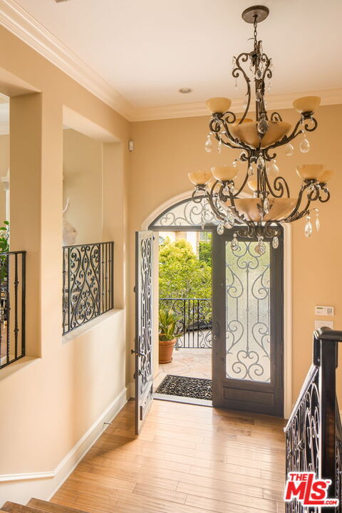 Building Photo - 3691 Benedict Canyon Ln
