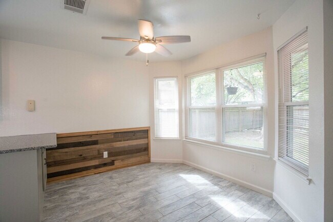 Foto del edificio - 1402 Green Terrace Dr