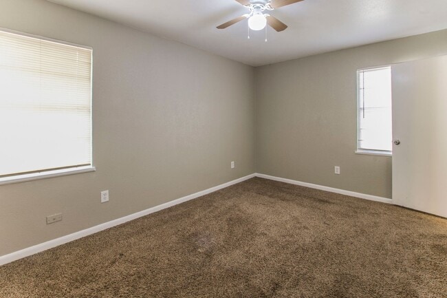 Foto del edificio - 3 Bedroom/2 Bathroom  House for Lease