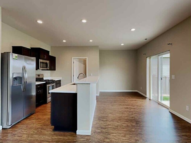 Foto del edificio - 19431 21st Ave Ct E