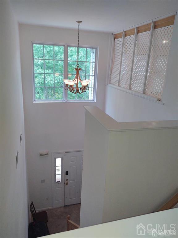 Building Photo - 202 Pinelli Dr