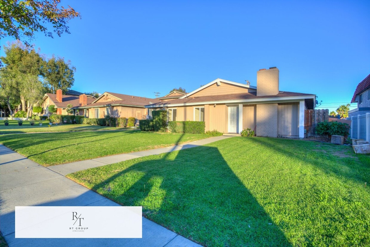 Primary Photo - Classy yet Charming Newly Remodeled 1 Bedroom 1 Bathroom Residence