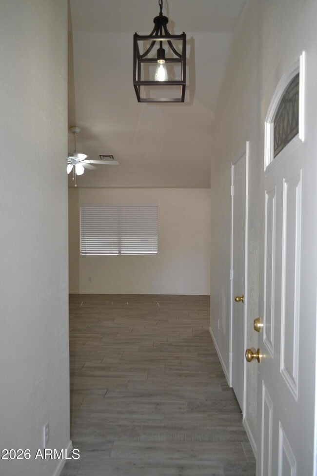 Building Photo - 445 E Osage Ave