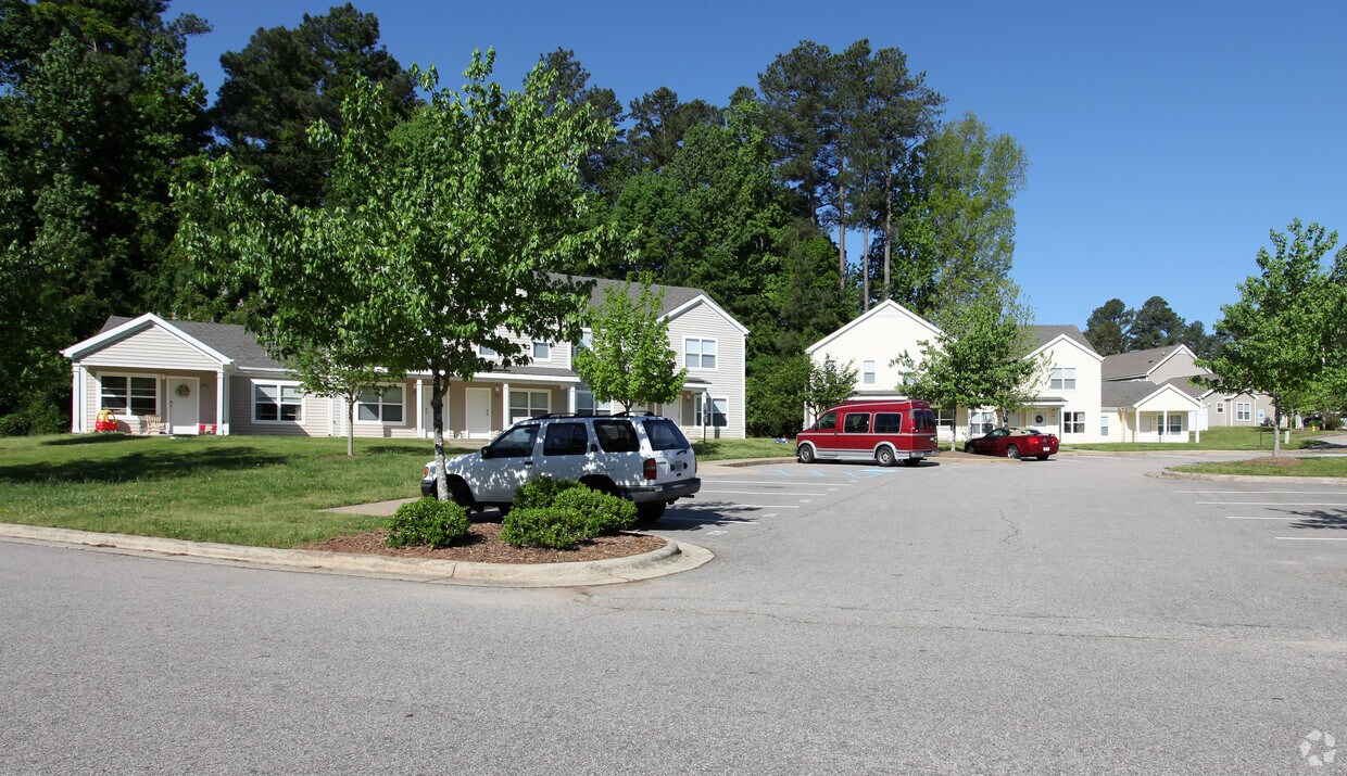 Building Photo - 200 Mcdowell Dr