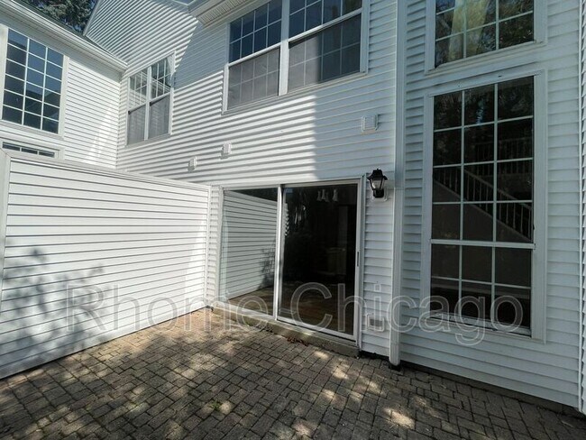 Foto del edificio - 135 Hemstead St