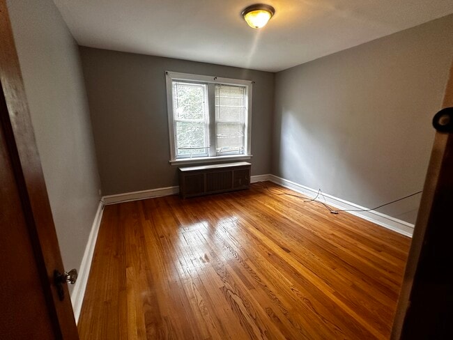 Foto del edificio - 5256 W Wolfram St