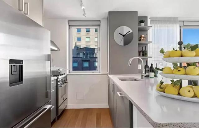Building Photo - 1 bedroom in New York NY 10003