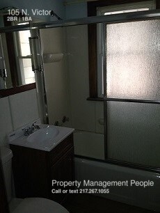 Foto del edificio - 105 N Victor St