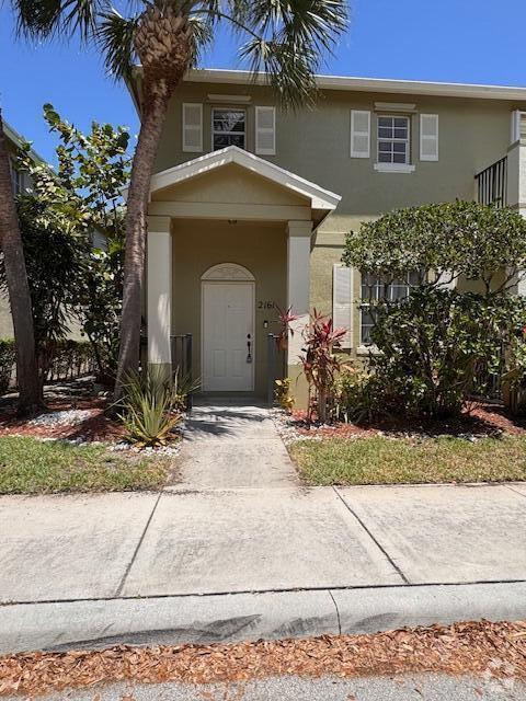 Building Photo - 2161 SE Fern Park Dr