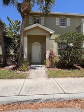 Building Photo - 2161 SE Fern Park Dr