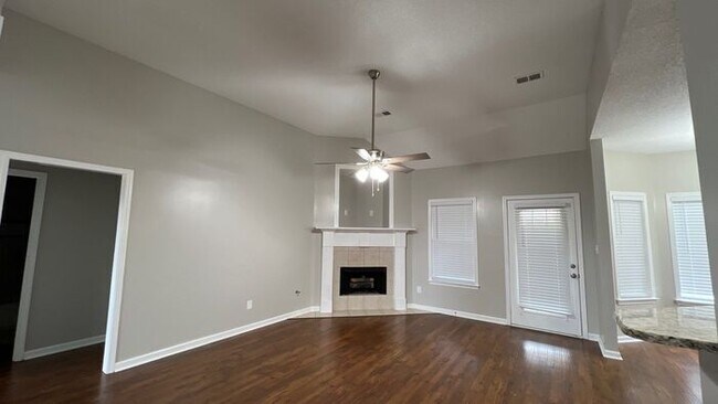 Building Photo - NOW AVAILABLE! - 12301 Afton Pl, Arlington...