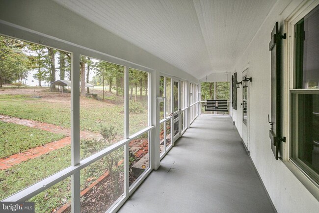 Building Photo - 6122 Leedstown Rd