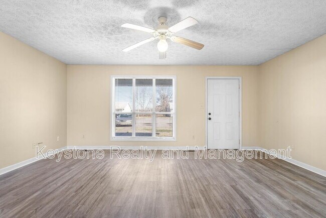 Foto del edificio - 306 Thompsonville Lane