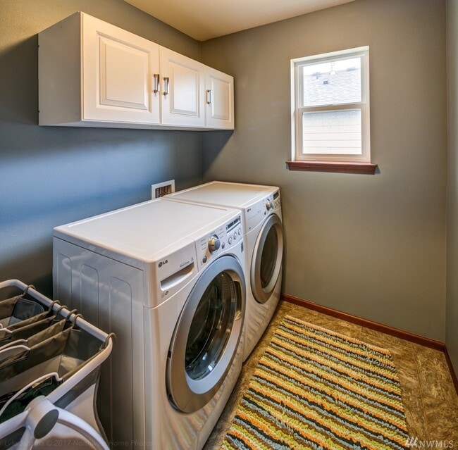 Foto del edificio - 341 Holland Ave