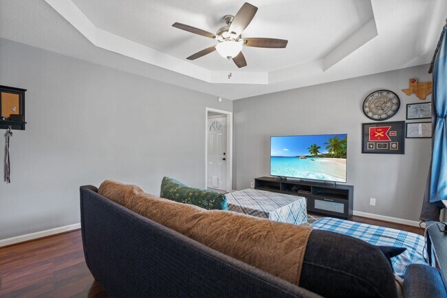 Foto del edificio - Renovated 3-Bed/2-Bath Home with Garage & ...