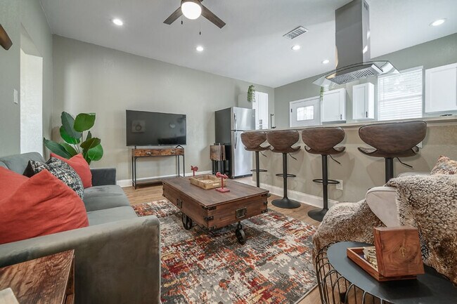 Foto del edificio - 2501 W North B St