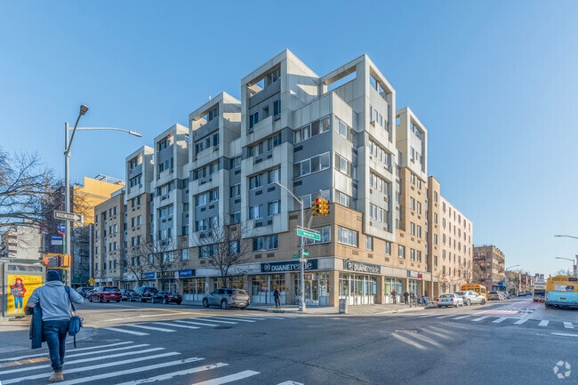 756 Myrtle Ave - The MYNT